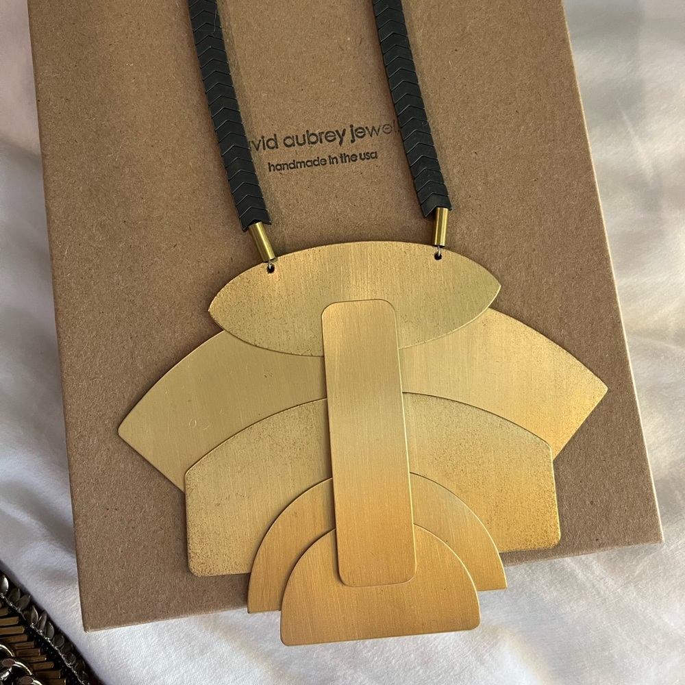 Beautiful David Aubrey Large statement necklace
